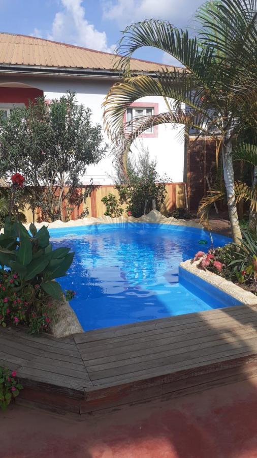 Residence Jardin Tropical Яунде Экстерьер фото