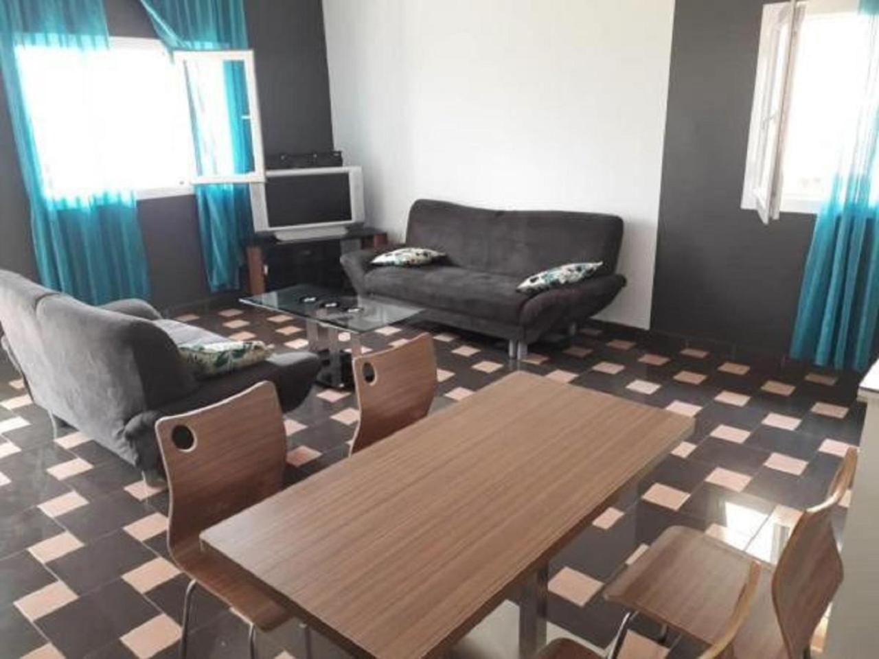 Residence Jardin Tropical Яунде Экстерьер фото